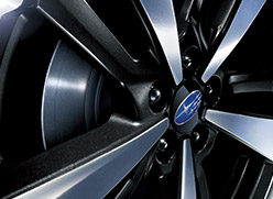 新型インプレッサのホイールはＰＣＤ１００の５穴！